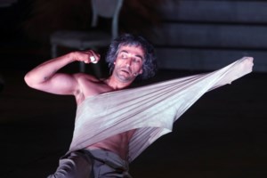 Άρης Σερβετάλης: Στο Άγιο Όρος ο ηθοποιός μετά τη θύελλα αντιδράσεων [Εικόνες] - εικόνα 2