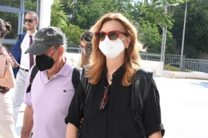 Δίκη Φιλιππίδη: "Πιστεύω ότι είναι οργανωμένο - Οι θαυμάστριες προσφέρονται'", είπε η Ελπίδα Νίνου - εικόνα 2