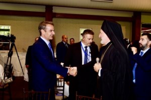 Επίσκεψη Κυριάκου και Μαρέβας Μητσοτάκη στο "Σημείο Μηδέν" - Φόρος τιμής για τους νεκρούς Έλληνες στους Δίδυμους Πύργους - εικόνα 4