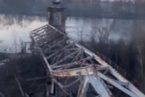 Ουκρανία: Ο πόλεμος μέσα από συγκλονιστικές ζωγραφιές παιδιών που βιώνουν καθημερινά τη φρίκη [Εικόνες} - εικόνα 8