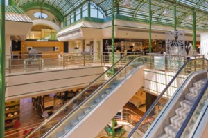 Επικοινωνία μιάμισης ώρας Μακρόν - Ζελένσκι: Τα τρία θέματα που συζήτησαν εν μέσω της ρωσικής εισβολής