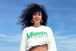 Μαρία Σολωμού: Φωτογραφία "φωτιά" και Σαίξπηρ για την ημέρα της Γυναίκας