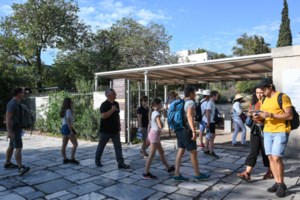 Κορονοϊός: Η Ιταλία θα χαλαρώσει το lockdown σε τέσσερα στάδια από τις 27 Απριλίου - εικόνα 2