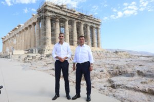 Ηρώδειο: Μπακογιάννης και Ιμάμογλου στην παράσταση της Μπελούτσι για τη Μαρία Καλλάς [εικόνες]