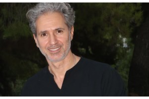 Αγωνία για τον τραγουδιστή Δημήτρη Κόκοτα - "Περιμένουμε το θαύμα", λέει η γυναίκα του - εικόνα 3