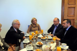 Βαρύ το κλίμα στον ΣΥΡΙΖΑ ενόψει Κεντρικής Επιτροπής: Οι δημόσιες κόντρες, η αμφισβήτηση Τσίπρα και το άγχος για το ΠΑΣΟΚ