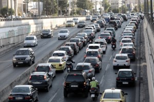 Χάος και μποτιλιάρισμα στους δρόμους της Αθήνας - Συγκεντρώσεις αγροτών και πυροσβεστών στο Σύνταγμα και τη Λεωφόρο Κηφισίας - εικόνα 4