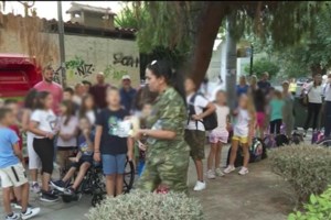 Δεύτερη φορά λουκέτο στο "Σχολείο του Ζαμπέτα": Τι καταγγέλλουν γονείς και εκπαιδευτικοί [βίντεο]