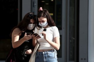 Κορονοϊός - Παγώνη: Ξεχάστε τα ρεβεγιόν Χριστούγεννα και Πρωτοχρονιά