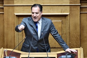 Γεωργιάδης: "Οι πλατείες μπορεί να λένε και βλακείες - Δεν είμαι ούτε δολοφόνος, ούτε λαθρέμπορος"