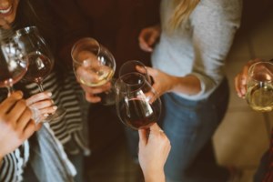 Κορονοϊός: Πάνω από 2,5 εκατομμύρια θάνατοι σε όλο τον κόσμο