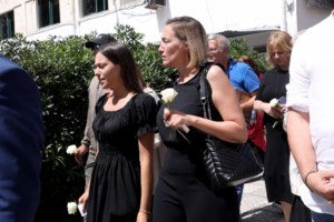 Γιώργος Γεωργίου: "Ήταν ο μπαμπάκας μου" - Ραγίζει καρδιές η κόρη του μετά την κηδεία - εικόνα 2