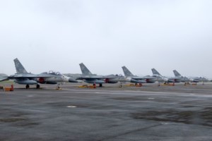 Συναγερμός στην Ταϊβάν: Η Κίνα χτίζει γέφυρα με τρεις μεγάλες φορτηγίδες - Γιατί θυμίζει την απόβαση στη Νορμανδία - εικόνα 6