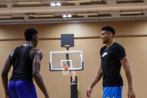 Αντετοκούνμπο: Τα μαζεύουν οι Νιγηριανοί μετά την κατακραυγή - ''Αγαπάμε τον Γιάννη'' λένε σε νέο ποστ [εικόνες, βίντεο]