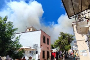 Φωτιά στα Κύθηρα: Καλύτερη η κατάσταση στο μέτωπο της Αγ. Πελαγίας