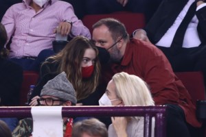 "Βληχή": Αυτή είναι η βωβή ταινία μικρού μήκους του Γιώργου Λάνθιμου - Με αύρα Χόλιγουντ από την Έμα Στόουν [Εικόνες - Βίντεο] - εικόνα 6