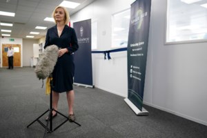 Σήμερα κληρώνει για τον νέο πρωθυπουργό της Βρετανίας - Φαβορί η Λιζ Τρας να διαδεχτεί τον Μπόρις Τζόνσον