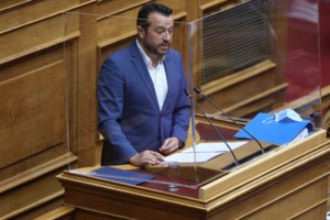 Ζωή Κωνσταντοπούλου: Το φαρμακερό σχόλιο στον Τσίπρα για την παραπομπή Παππά - "Αλέξη και στα δικά σου"