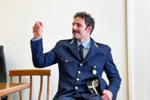 Συγκλονίζει ο παραολυμπιονίκης, Αντώνης Τσαπατάκης: Οι φίλοι μου είναι τα πόδια μου - Με σηκώνουν με τα χέρια ή την πλάτη - εικόνα 6