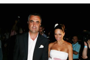 Ο χιουμοριστικός διάλογος Ψινάκη - Μπόγρη και η "μπηχτή" για την Έλλη Κοκκίνου [βίντεο]