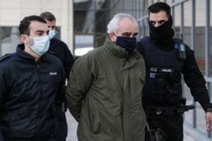 Δίκη Ψευτογιατρού: "Δεν έχει μετανιώσει, είναι αδίστακτος" - Τι αποκαλύπτει ο δικηγόρος των θυμάτων - εικόνα 2