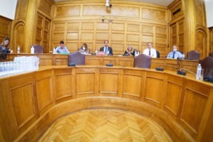 Άγριος καβγάς Βούλτεψη - Τζανακόπουλου: "Θλιβερό που είστε υπουργός" - "Δεν σας ρώτησε ο Μητσοτάκης" [βίντεο] - εικόνα 2