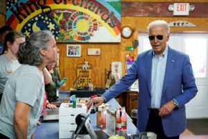 Τραμπ: "Ο Χίτλερ έκανε πολλά καλά πράγματα" - Σάλος με την ατάκα που αποδίδεται στον πρώην πλανητάρχη