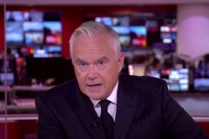 Αναστάτωση στο Λονδίνο: Άλογα έτρεχαν λυτά σε κεντρικούς δρόμους - Το ένα καλυμμένο με αίμα [βίντεο]