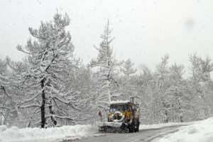 Κακοκαιρία "Φίλιππος": Ανοιχτές πλέον για τα φορτηγά Αθηνών-Λαμίας, Αττική Οδός και οι περιφερειακοί Υμηττού και Αιγάλεω
