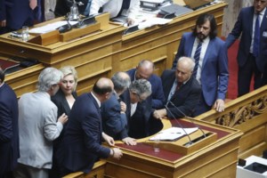 Βουλή - Στίγκας: Οι "Σπαρτιάτες" είμαστε πλέον η εθνική φωνή όλων των Ελλήνων