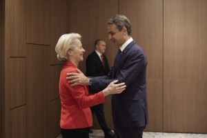 Κασσελάκης για επανεκλογή Φον Ντερ Λάιεν: Άλλα 5 χρόνια ανισοτήτων - Θα κάνει ό,τι κι ο Μητσοτάκης στην Ελλάδα