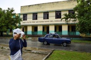 Στο έλεος του κυκλώνα το γαλλικό αρχιπέλαγος στον Ινδικό Ωκεανό: Φόβοι για πάνω από 1.000 νεκρούς [εικόνες - βίντεο] - εικόνα 5