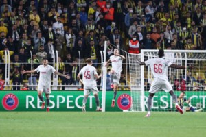 Μαρινάκης για νίκη με Φενέρ: "Ελλάδα, Θρύλος, Θρησκεία μέσα στην Τουρκία" [Βίντεο]