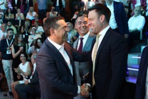 Εξελίξεις στον ΣΥΡΙΖΑ: Ο Κασσελάκης πρόλαβε τα μέλη και συγκαλεί Κεντρική Επιτροπή στις 7 Ιουλίου - εικόνα 3