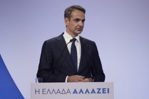 Συνάντηση Μητσοτάκη με Σχοινά: Κουβέντες του αέρα περί επαναδιαπραγμάτευσης του Ταμείου με ένα νόμο και με ένα άρθρο - εικόνα 4