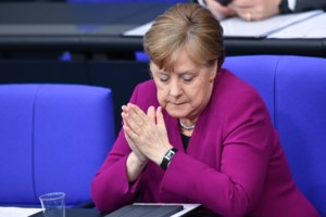 Ανοδος ατα ομόλογα: Προετοιμάζεται το έδαφος για νέα έξοδο της Ελλάδας στις αγορές