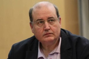 Στο πλευρό του Παπαδημούλη ο Πολάκης για τη συλλογή ακινήτων: Εχει πλούσια γυναίκα, μην τρελαθούμε κιόλας