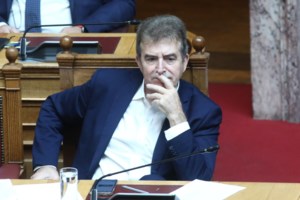 Προανήγγειλε αλλαγές ο Χρυσοχoΐδης: "Νέες διοικήσεις στα νοσοκομεία της χώρας μέχρι το τέλος του έτους"