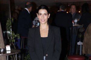 Τόνια Σωτηροπούλου: Η κομψή απογευματινή εμφάνιση με oversized κοστούμι και loafers - εικόνα 5