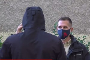 Τρόμος από συμμορία ανηλίκων στον Άγιο Στέφανο: Ξυλοκόπησαν άγρια ζευγάρι - Βανδαλισμοί και επιθέσεις [Εικόνες] - εικόνα 3