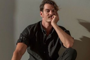 Αγριες Μέλισσες - Γιάννης Κουκουράκης: Πέρασα 7 δοκιμαστικά για τον ρόλο του Κωνσταντή - εικόνα 2