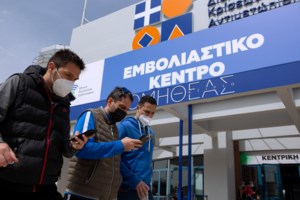 Τζανάκης: Τέλος Μαΐου θα έχουμε 750-770 διασωληνωμένους - Πότε αναμένεται αποκλιμάκωση - εικόνα 2