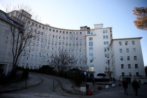 Στο "περίμενε" για ραντεβού σε προσωπικό γιατρό: Εως ένα μήνα η αναμονή - Πώς θα καλυφθούν οι κενές θέσεις - εικόνα 2