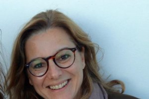 Επεισόδια στη Νέα Σμύρνη: Βίντεο ντοκουμέντο με την επίθεση στον τραυματισμένο αστυνομικό - Αιμόφυρτος στο έδαφος - εικόνα 6