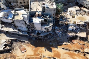 Λιβύη: Η θάλασσα ξεβράζει πτώματα μετά τις πλημμύρες - "Εκατοντάδες σορούς" εντόπισαν διασώστες - εικόνα 2