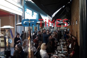 Κορονοϊός: Σοκ με πάνω από 3.000 κρούσματα στην Αττική, "βράζει" το κέντρο της Αθήνας - 985 στη Θεσσαλονίκη