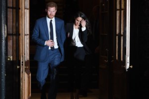 Βασίλισσα Ελισάβετ: Το απίθανο περιστατικό, όταν "χώθηκε" σε θάμνο του παλατιού για να αποφύγει ανεπιθύμητο επισκέπτη - εικόνα 5