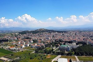 Τριπλασιάστηκαν τα ραντεβού για εμβολιασμό μετά τη ραγδαία αύξηση των κρουσμάτων- Εφτασαν τα 30.000 την ημέρα