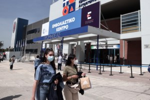 Στον δρόμο προς την κανονικότητα: Πότε ανοίγουν οργανωμένες παραλίες, σχολεία, φροντιστήρια - εικόνα 3