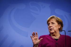 Τηλεδιάσκεψη Πούτιν με Μέρκελ και Μακρόν: Συζήτησαν για το ρωσικό εμβόλιο Sputnik V και την δυνατότητα παραγωγής στην ΕΕ